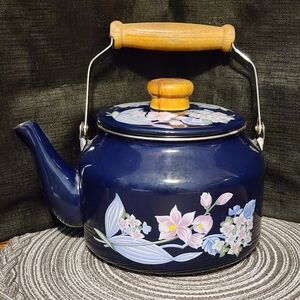 Vintage Japanese Tea Pot